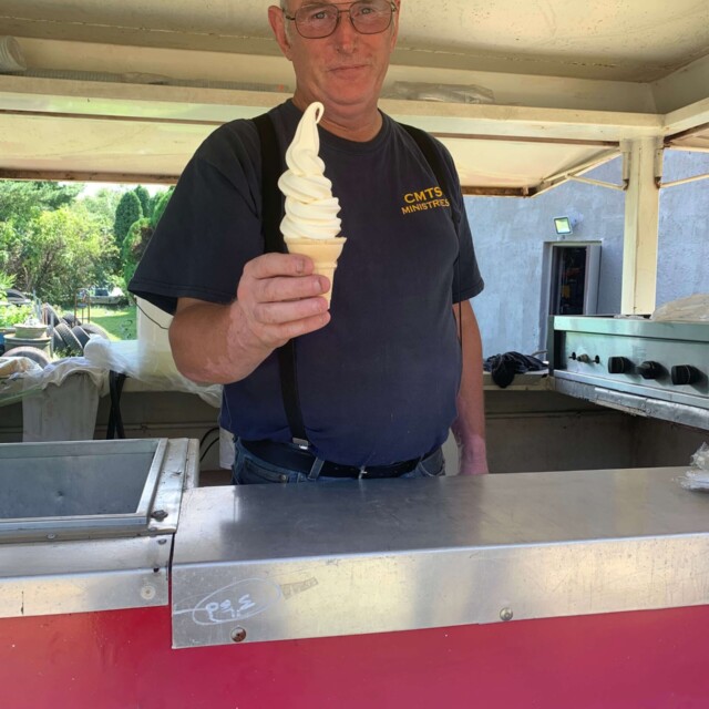 Ray fired up the ice cream machine for his visiting family (and the rest of us)!