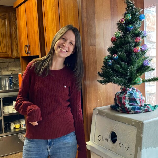 Jan helped decorate the office/lunch room for Christmas. But did she help take down the decorations? Noooooooo
